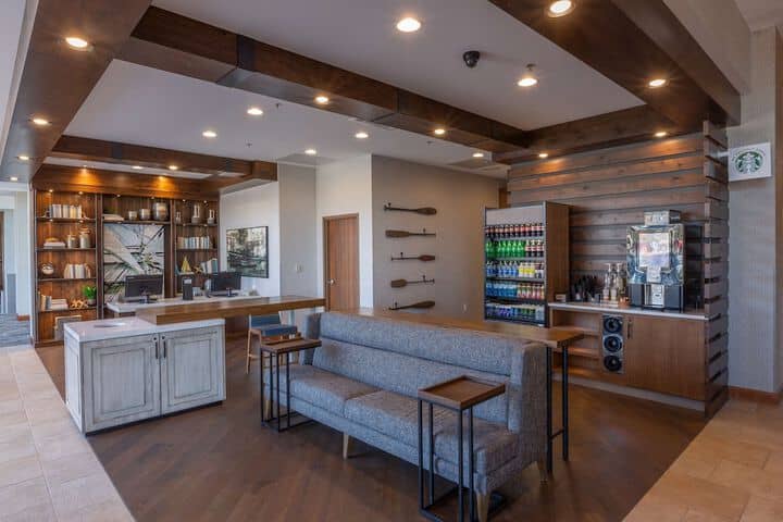 Snack bar